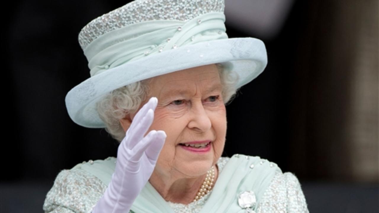 Queen Elizabeth II death: British royals begin official period of mourning